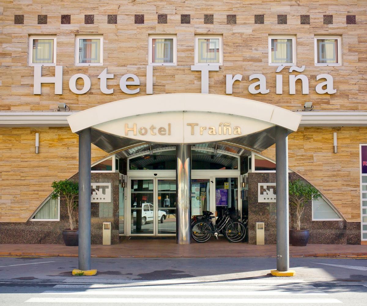 סן פדרו דל פינטר Hotel Traina מראה חיצוני תמונה