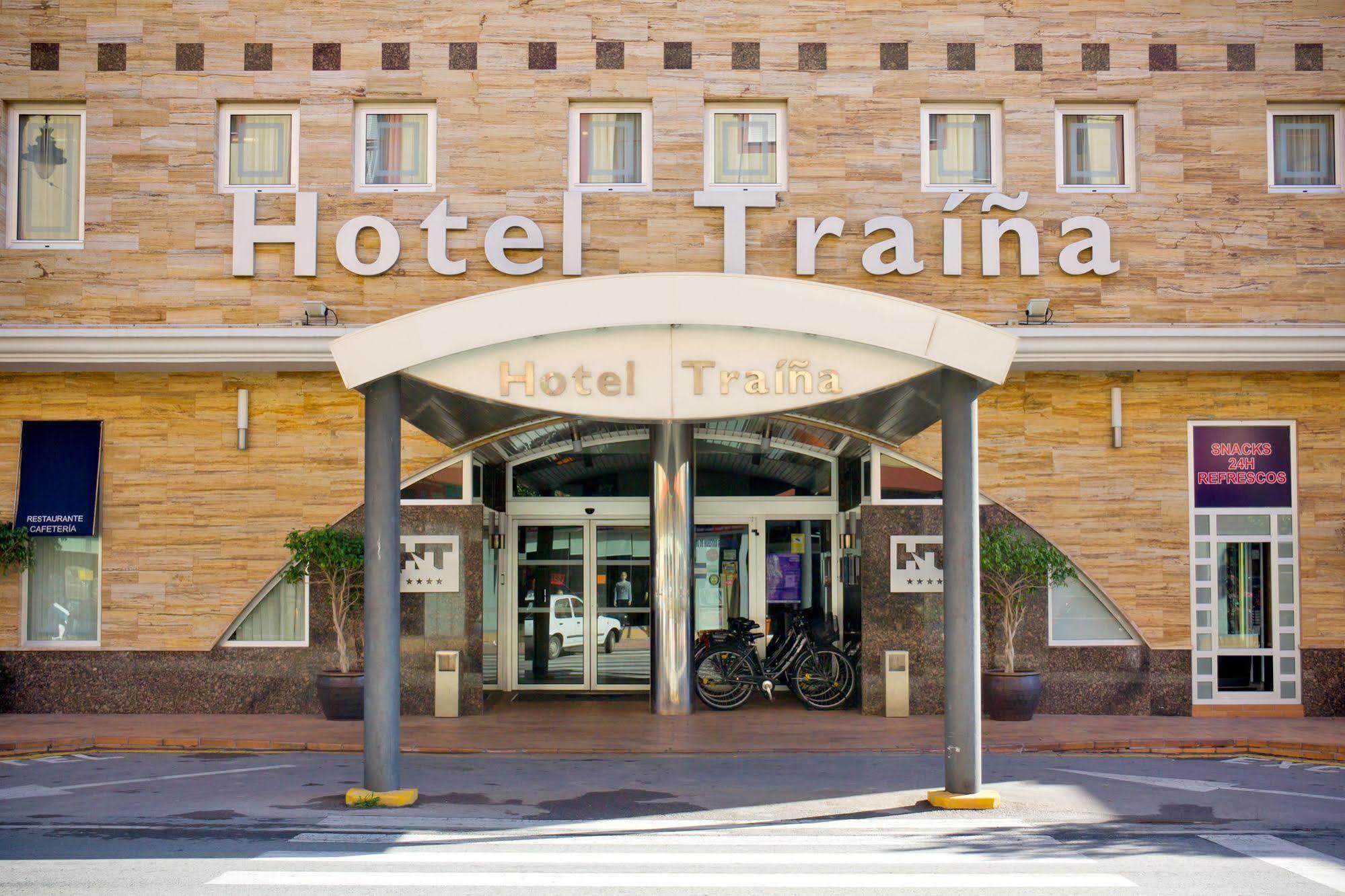 סן פדרו דל פינטר Hotel Traina מראה חיצוני תמונה